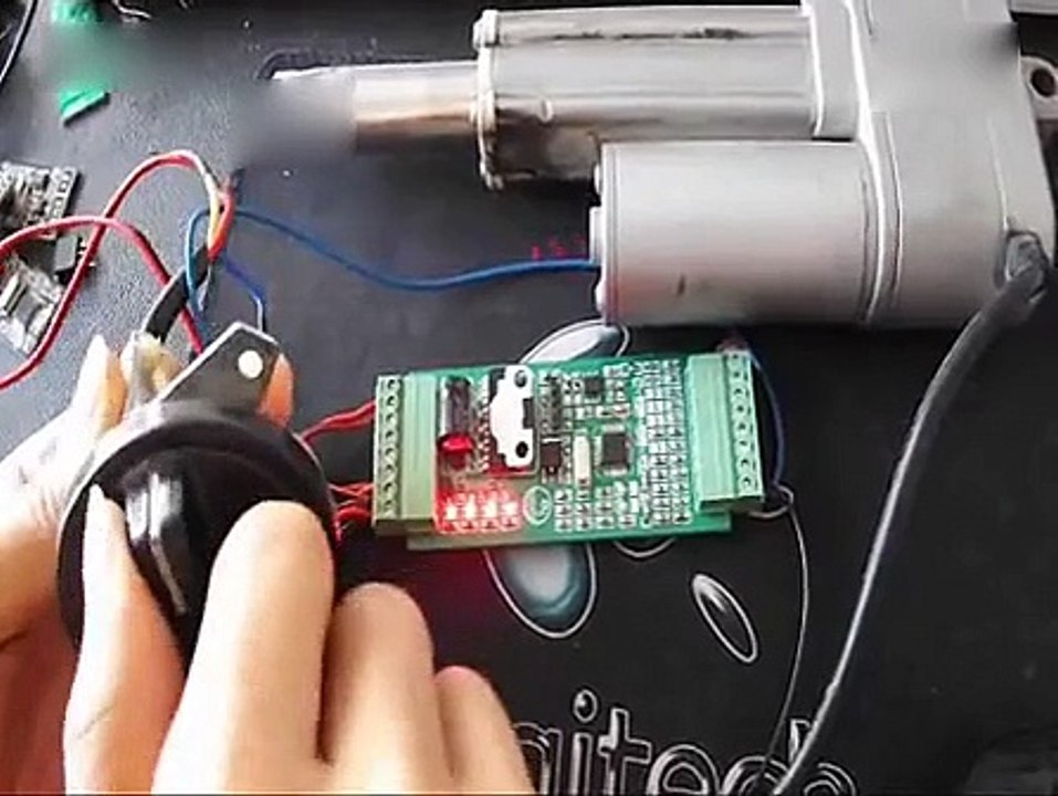 DIY: control linear actuator