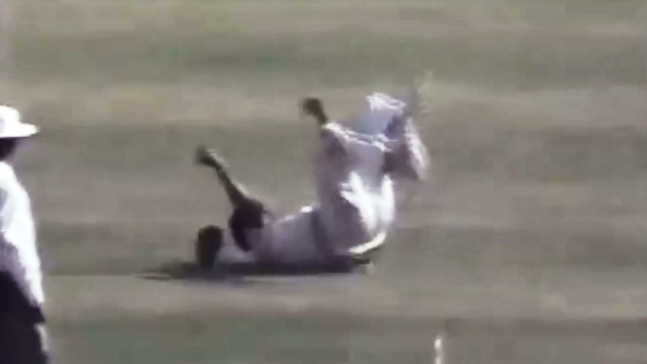 Wasim Akram Unbelievable Catch
