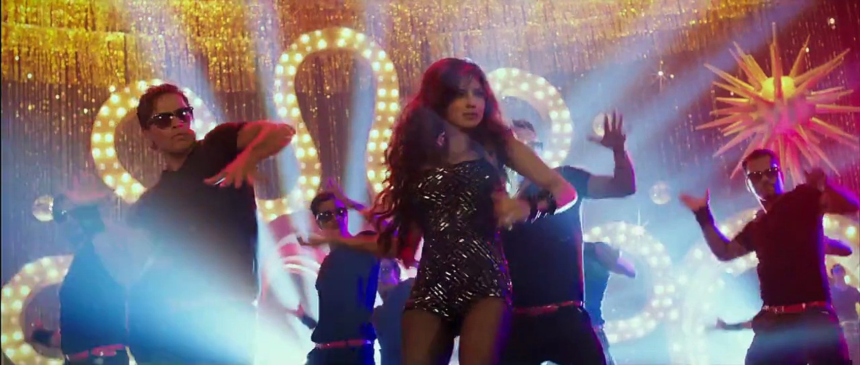Item-Mashup-Shootout-At-Wadala-HD-[smackiajaTT.CoM]