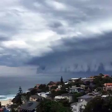 Des nuages étranges