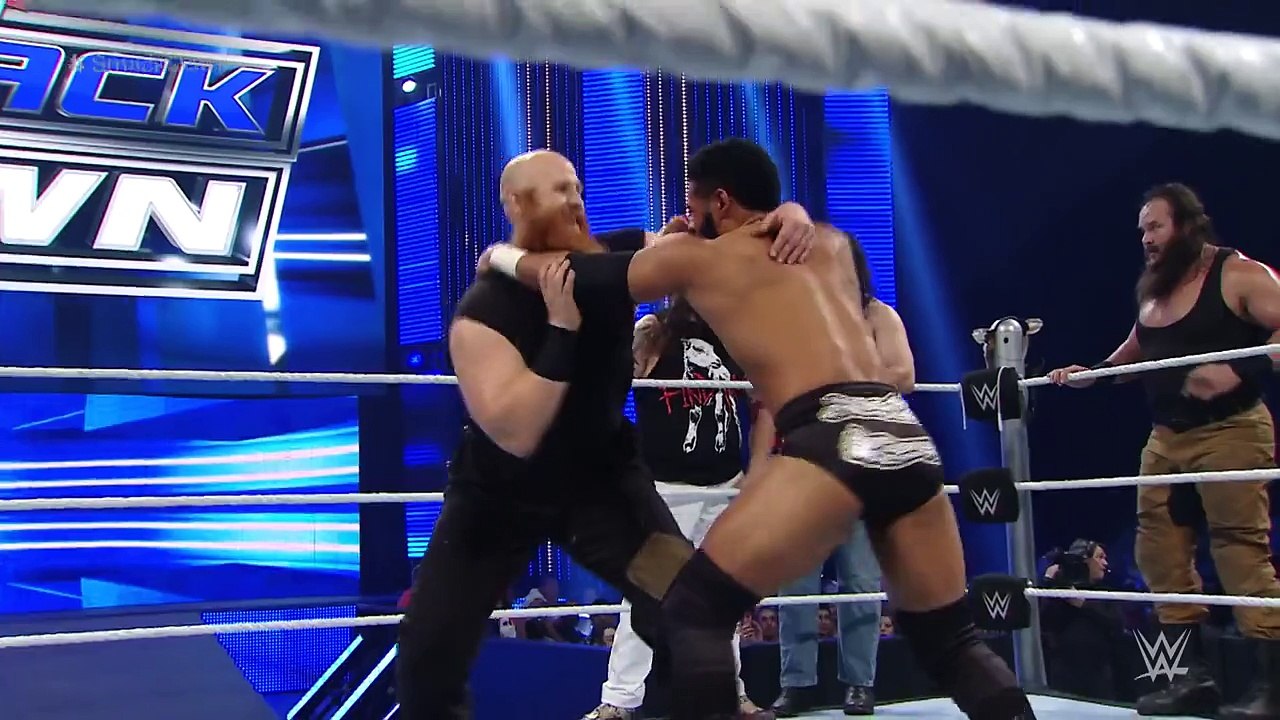 The Wyatts vs. Lucha Dragons & Prime Time Players - Survivor Series Match: SmackDown, Nov. 5, 2015