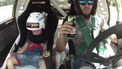 Ralli pilotu ve oğlu