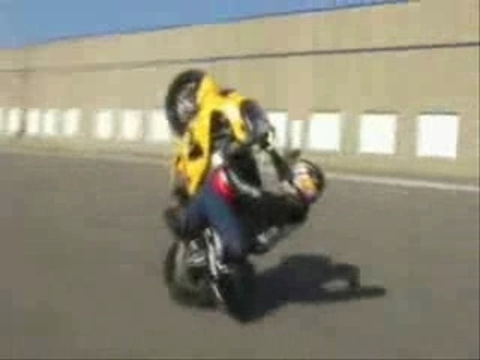 Compil Vidéo Stunt + Gp Crash