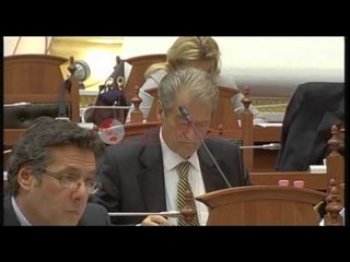 Leskaj mbron fëmijët: S’kanë marrë asnjë qindarkë publike, reagon Berisha- Ora News