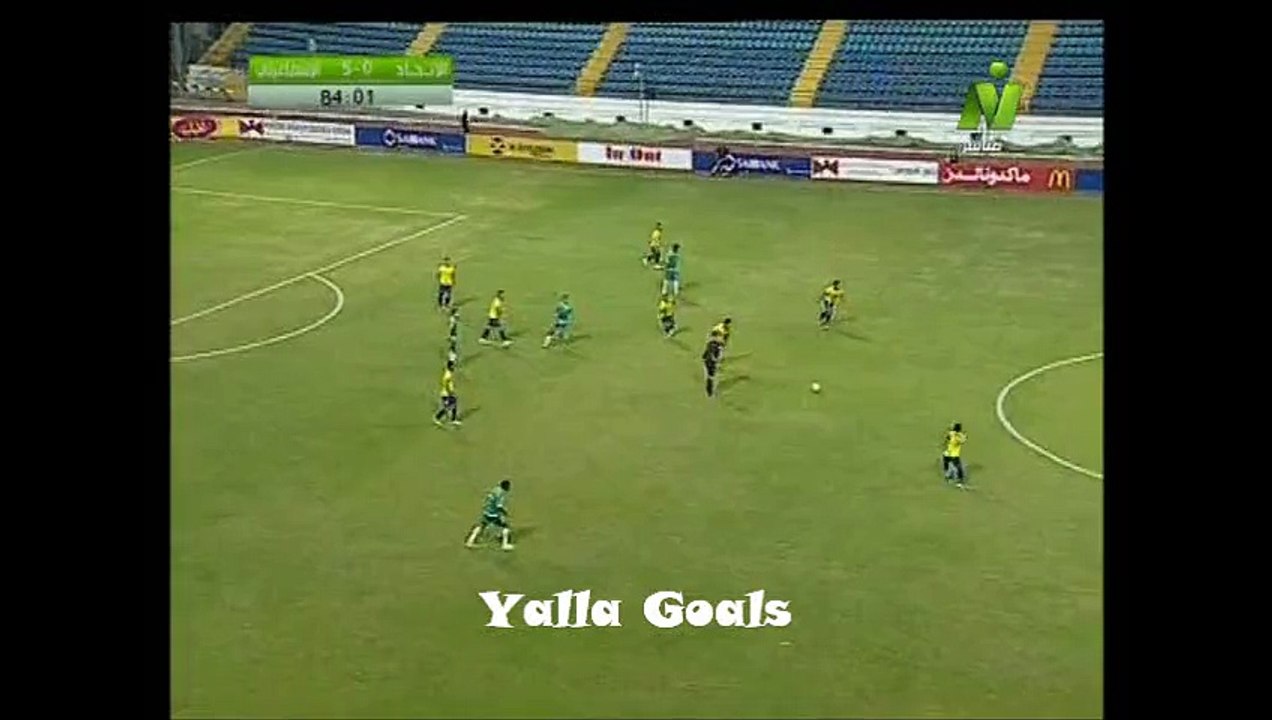 كوبرى رائع من لاعب الأسماعيلي لمدافع الإتحاد