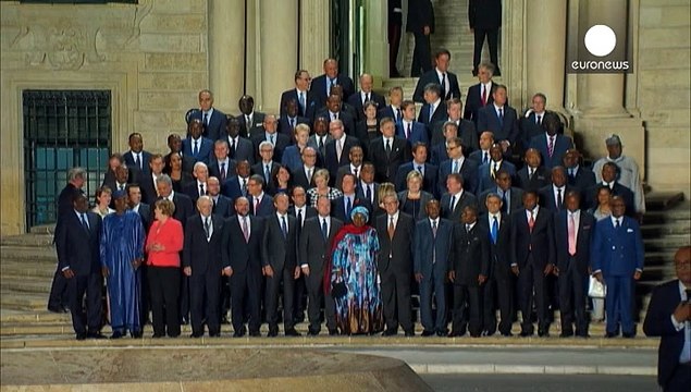 بحران پناهجویان در کانون گفتگوهای سران اروپا و آفریقا در مالت