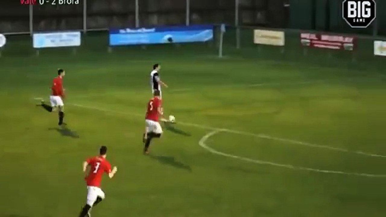 Le penalty tout pourri de  Steven MacKay !