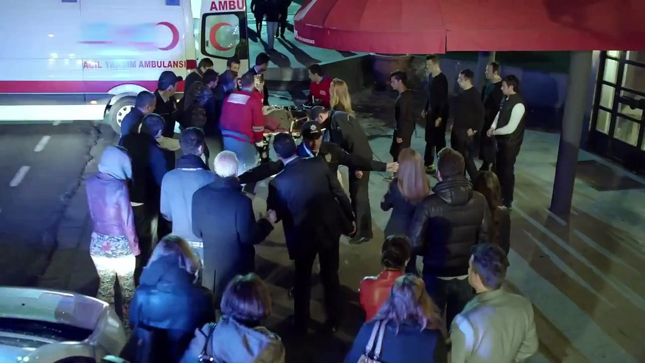 Paramparça Dizisi Paramparça 12. Bölüm İzle