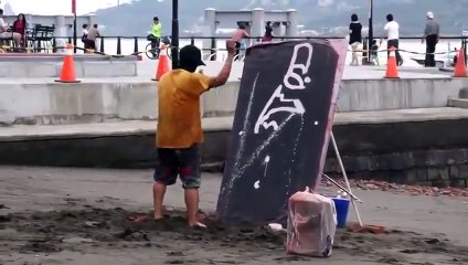 Интрига до последнего штриха