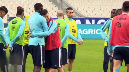 Bleus - Les meilleurs moments de la conference de presse de Lloris