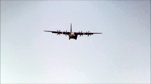 (Live ATC) Royal Air Force C 130 Hercules landing runway 14 at ZRH