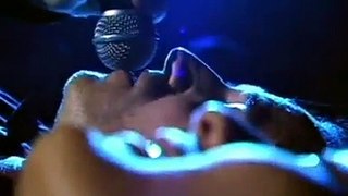 u2- live - with or without you