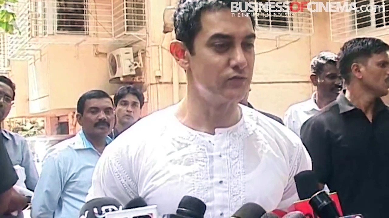 Salmans bodyguard Shera talks exclusive to zoOm, Aamir Khan wont be the new Munnabhai, &