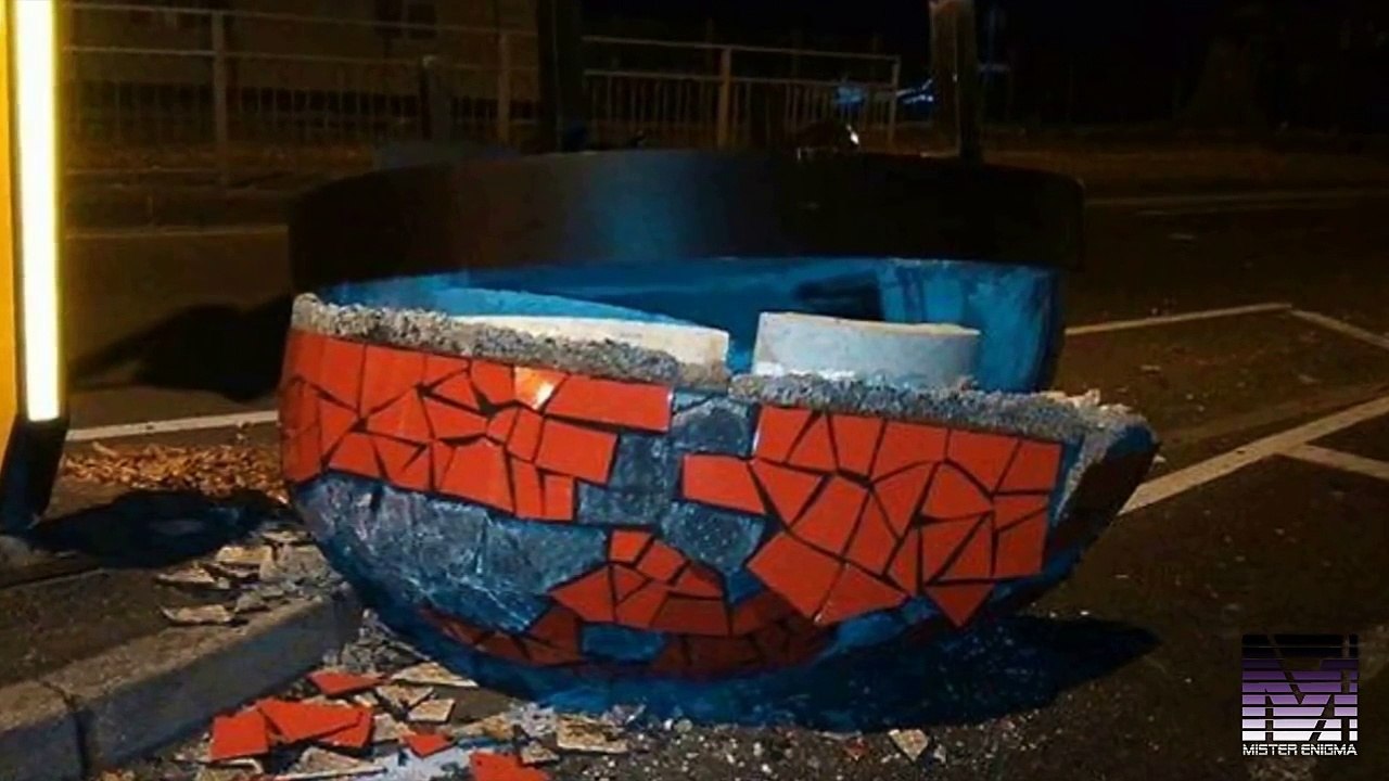 UFO News: Amazing Triangular UFO Seen Over Sydney Australia. -UFO-