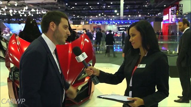 SALÃO DE DUBAI 2015 W Motors Fenyr Supersport 2016 4.0 Biturbo 900 cv 120 mkgf 400 kmh 0-100 kmh 2,7 s