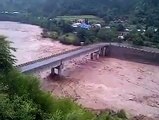 Flood In Pakistan 2015 Deadly floods hit Pakistan, India Pakistan Flood 2014 - Crazy Footage
