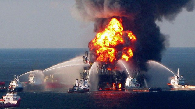 Why the Deepwater Horizon oil spill cleanup basically didn't work