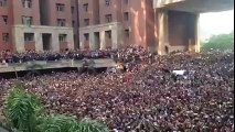 Huge Crowd At Amity University To See Salman Khan And Sonam Kapoor PRDP Promotions
