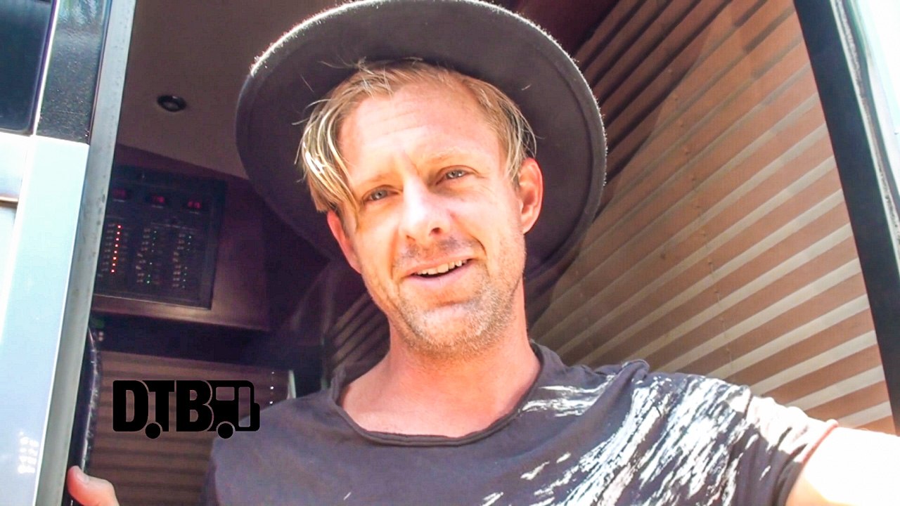 Switchfoot / Jon Foreman - BUS INVADERS Ep. 886