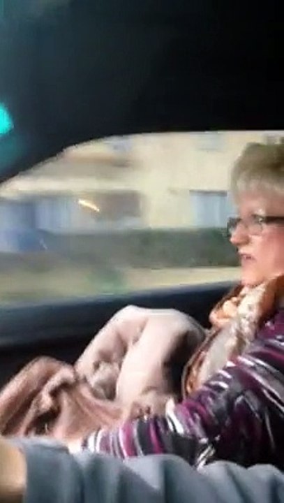 “Dona Manuela” foi dar uma volta de BMW M3 – HILARIANTE !