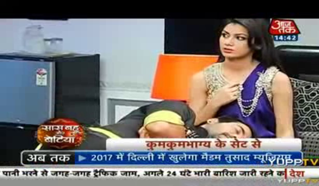 Abhi ke Samne Aayi Tanu ki Sachchai jis se Uuse Laga Sadma pragya kar rahi hai uuse Khush kar ne ki koshish - 13 November 2015 - Kumkum Bhagya