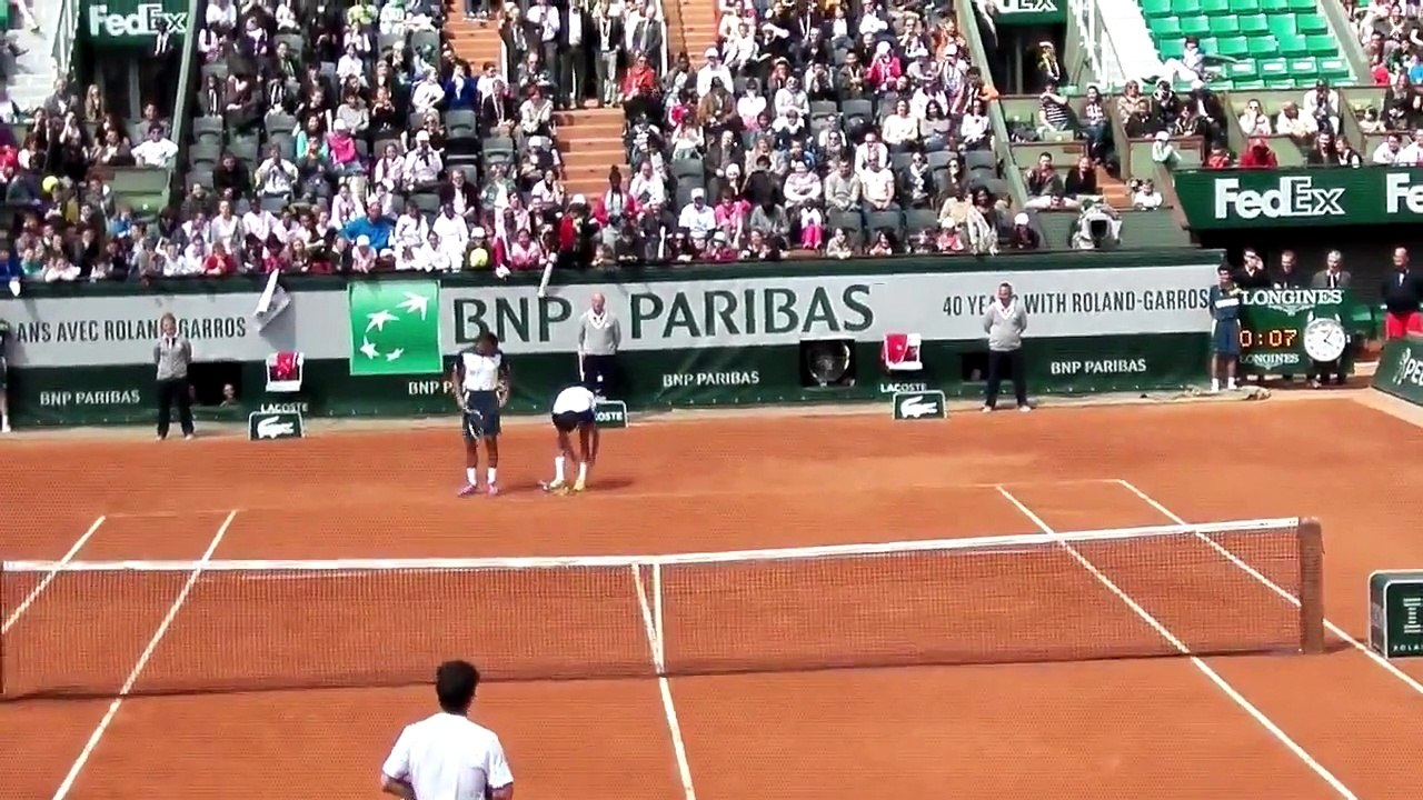 Djokovic and Fognini chest bump HD