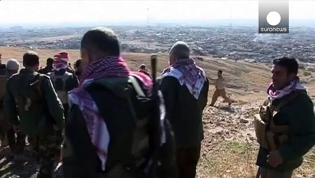 Las fuerzas kurdas entran en Sinyar, en el norte de Irak, en el marco de su ofensiva contra los yihadistas