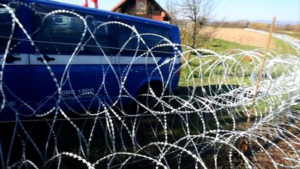 Slovenia police deployed on Croatia border