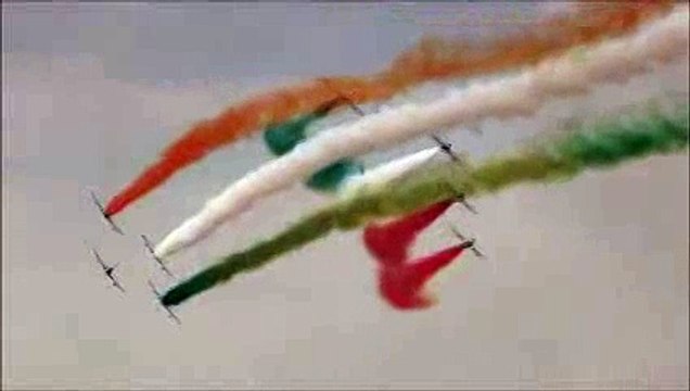 Impressive Air Show - Volkel 2013 Red Arrows, F16, F18, Frecce Tricolori ... ( HD )