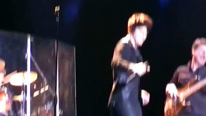 «Трасса в никуда», «Je Suis Malade», «Malagueña Salerosa» А.Бон (Москва, Crocus, 29.05.2015) (Lolita N)