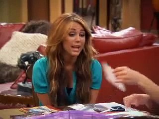 Hannah Montana Daima - Miley Üniversiteye Başlıyor!