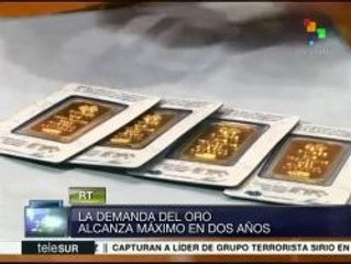 Avanza cambio de cotización mundial de la moneda; oro alcanza máximo