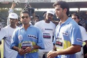 Hrithik Roshan | Playing Cricket | best fielding by Hrithik Roshan