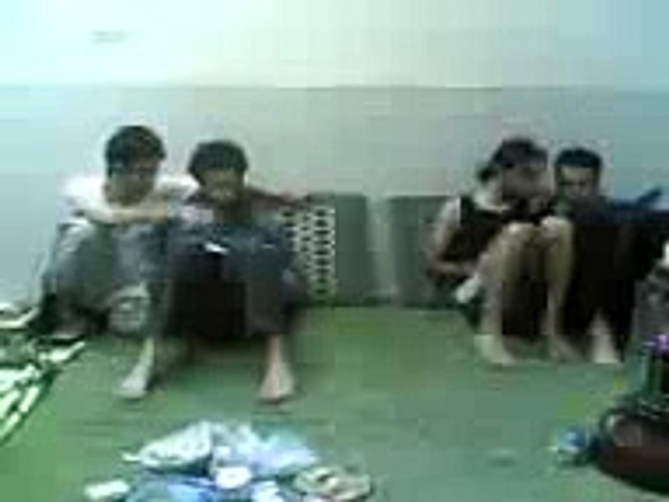 WhatsApp Funny Video - College masti haha -P -
