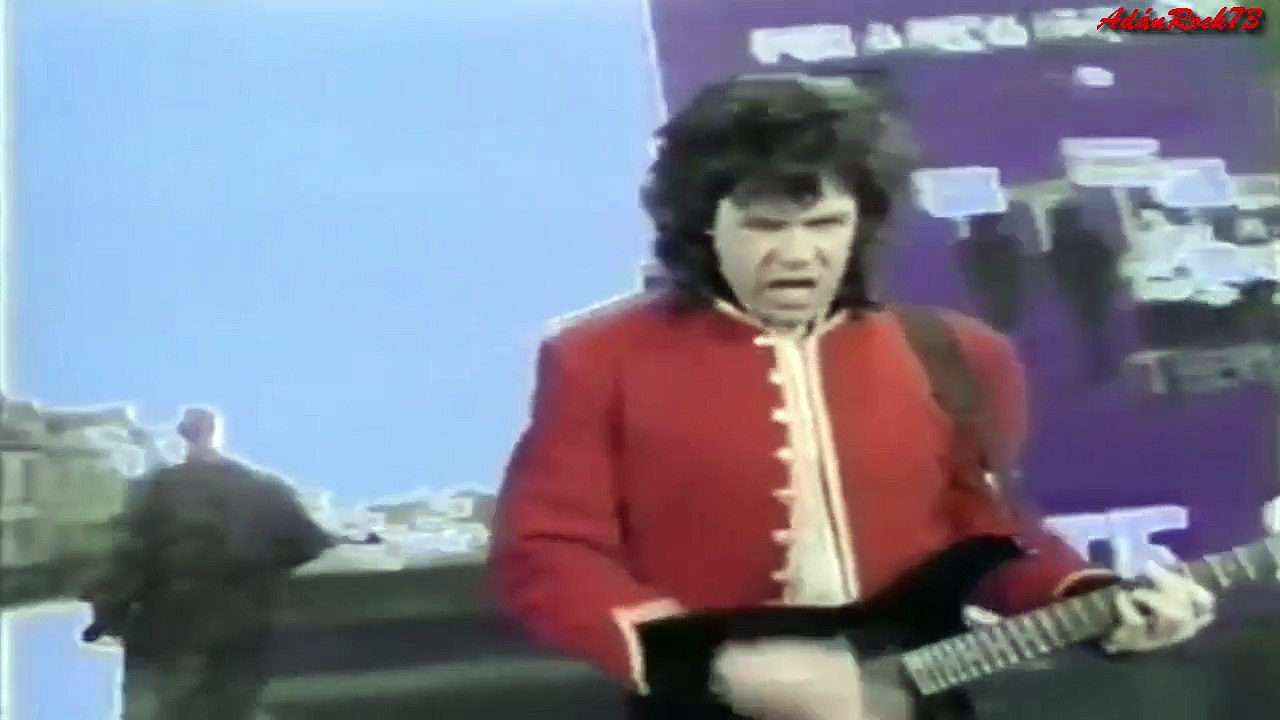 Gary Moore & Phil Lynott - Out In The Fields (1985)