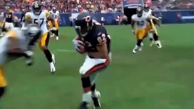 Salman Khurshid in Pak, lauds Sharif, slams Modi