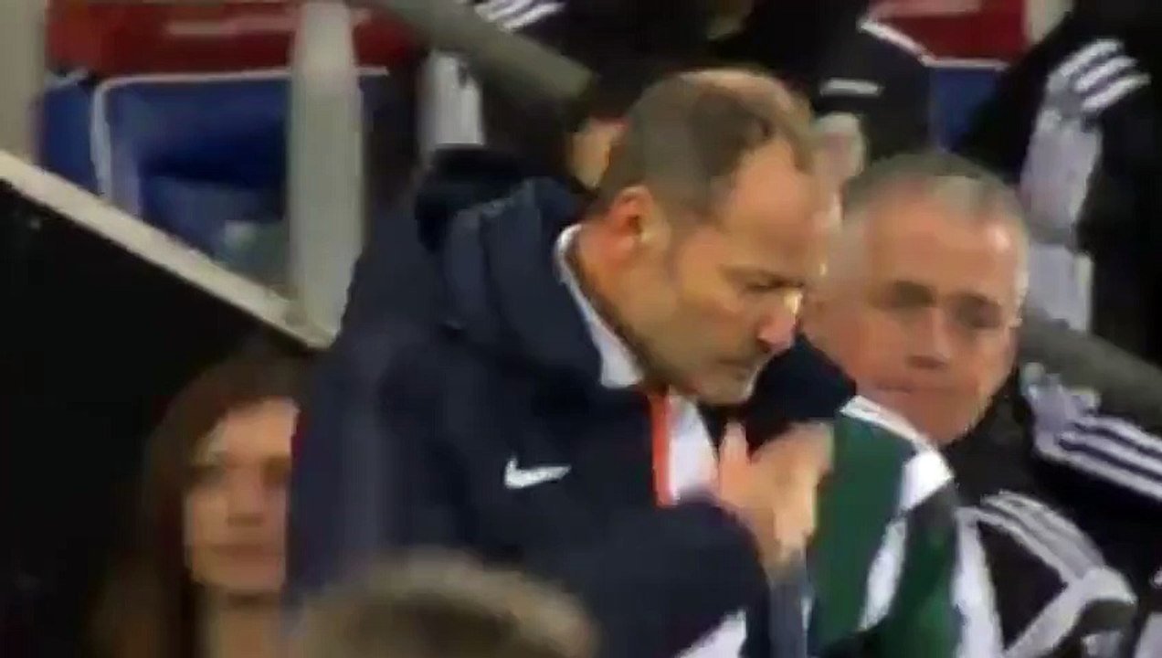Arjen Robben Second Goal - Wales 2 - 3 Netherlands Friendly Match 2015