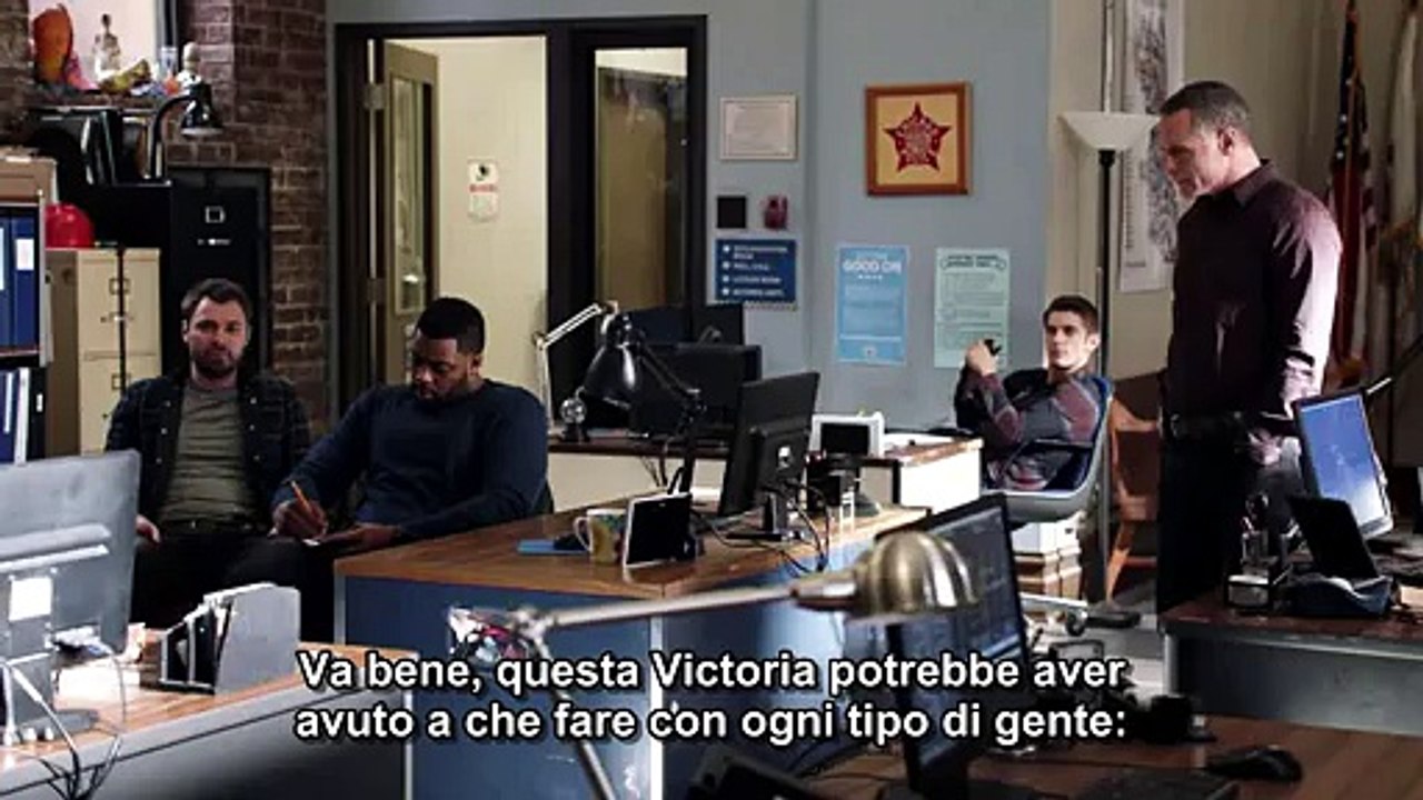 Chicago PD 3x09 Sneak Peek #2 "Never Forget I Love You" - SUB ITA