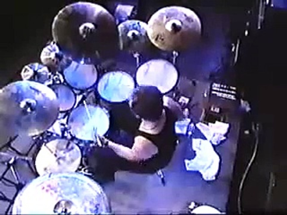 Karizma feat Vinnie Colaiuta, Michael Landau, Neil Stubenhaus & David Garfield  -  E Minor Shuffle