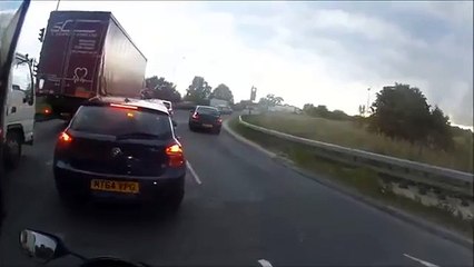Idiot Driver Gets Instant Karma for Being a Dick