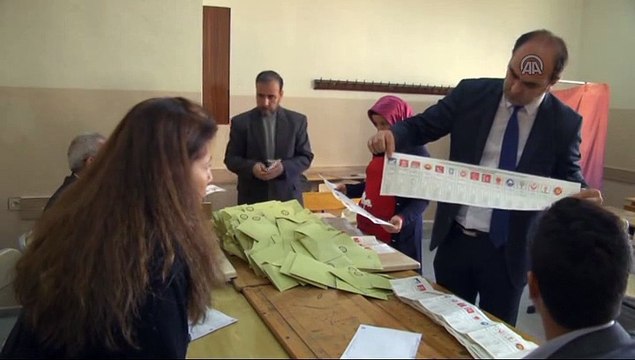 Vote counting starts in Turkey's general elections