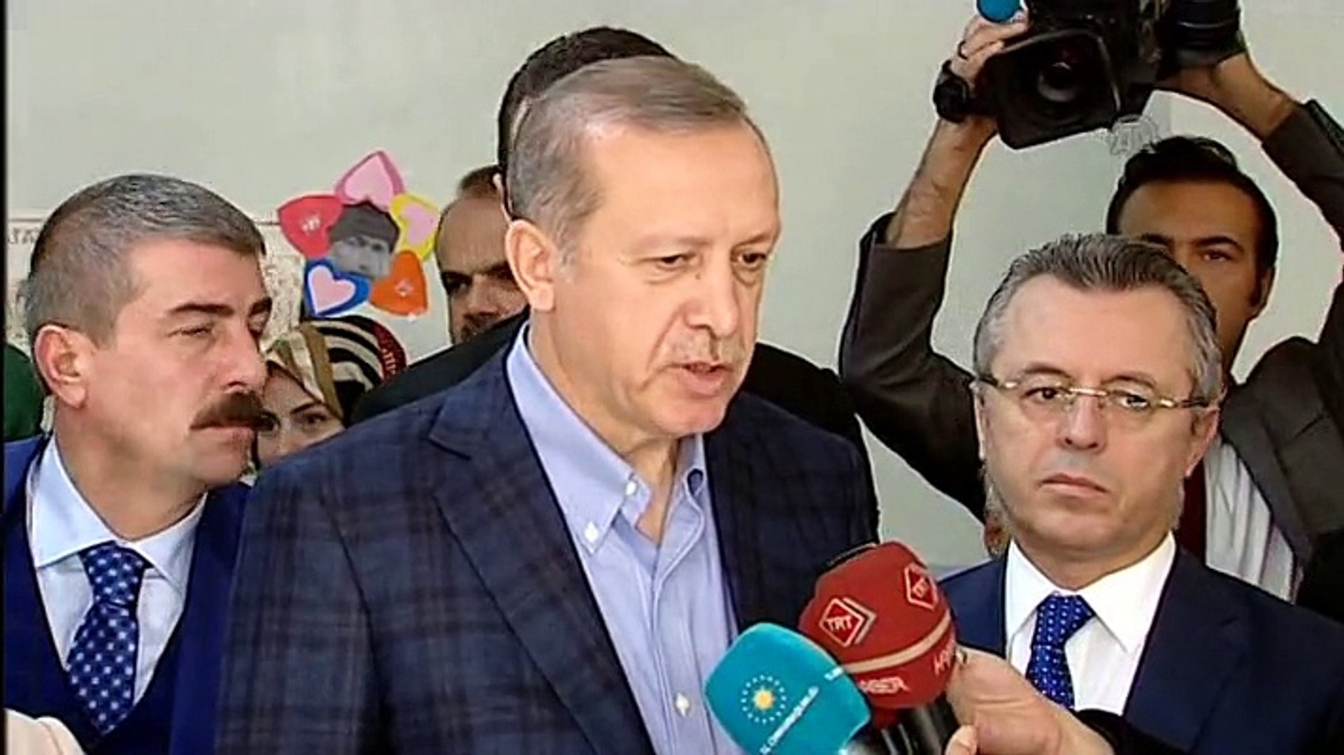 ⁣Turkish President Erdogan votes for Turkish general election 1