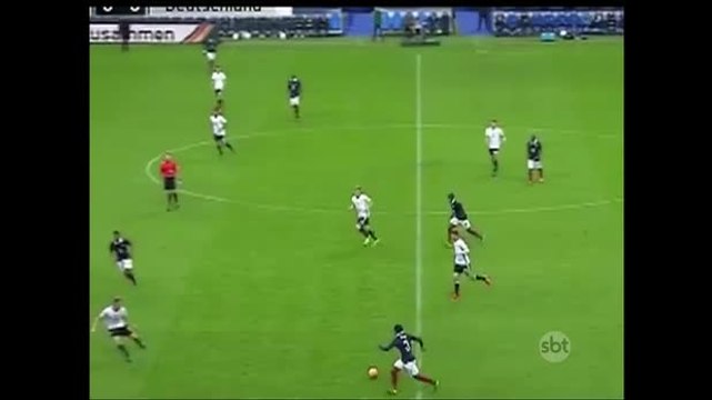 Explosões em Paris puderam ser ouvidas do Stade de France