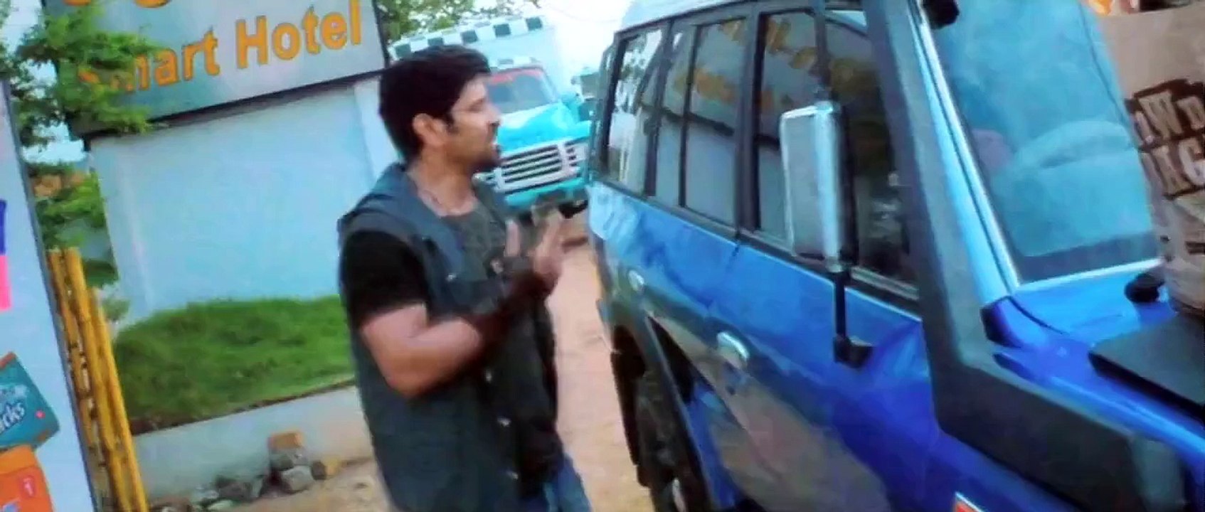 10 Enradhukulla Aanaalum Indha Mayakkam  Video Song Vikram, Samantha
