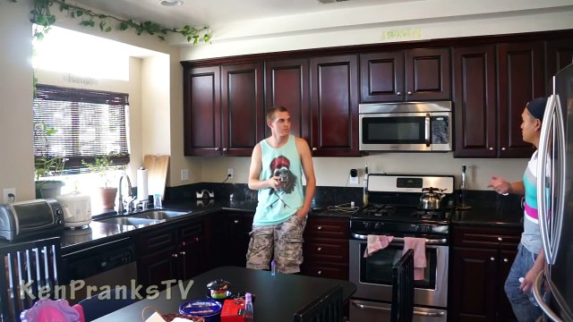 Cheating Girlfriend Texting Prank (GONE WILD)