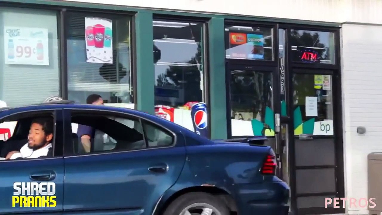 Stealing Bikes IN THE HOOD Prank!