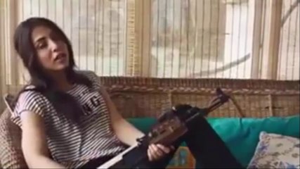 never say to any  girl baji or aunty watch this video and be carefull