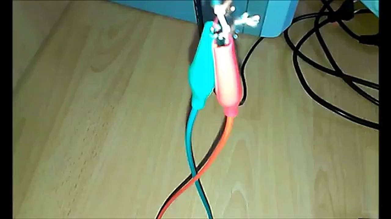 Single-transistor audio amplifier