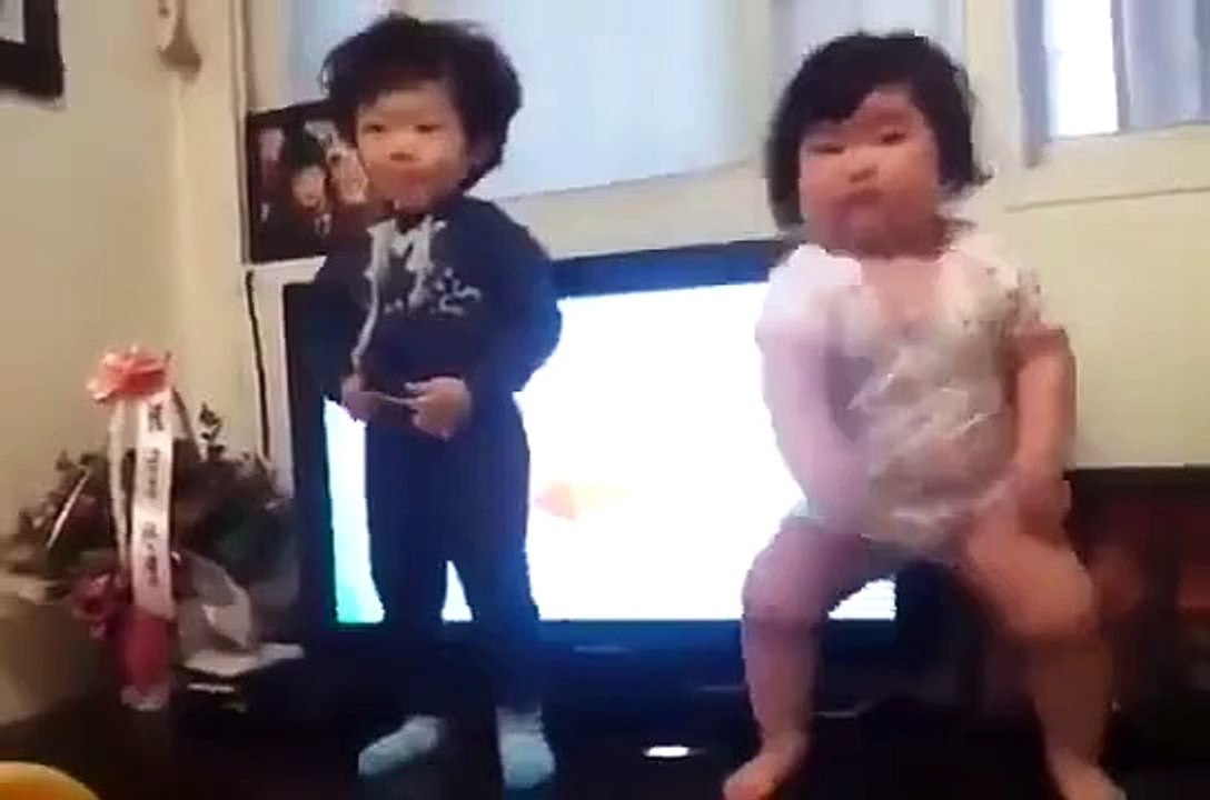 Смешные корейские детишки