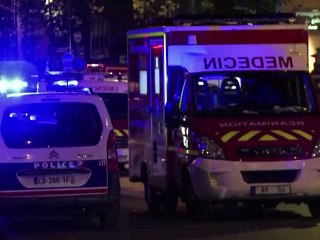 A Paris, devant le Bataclan ou rue de Charonne, l'horreur et les yeux rougis